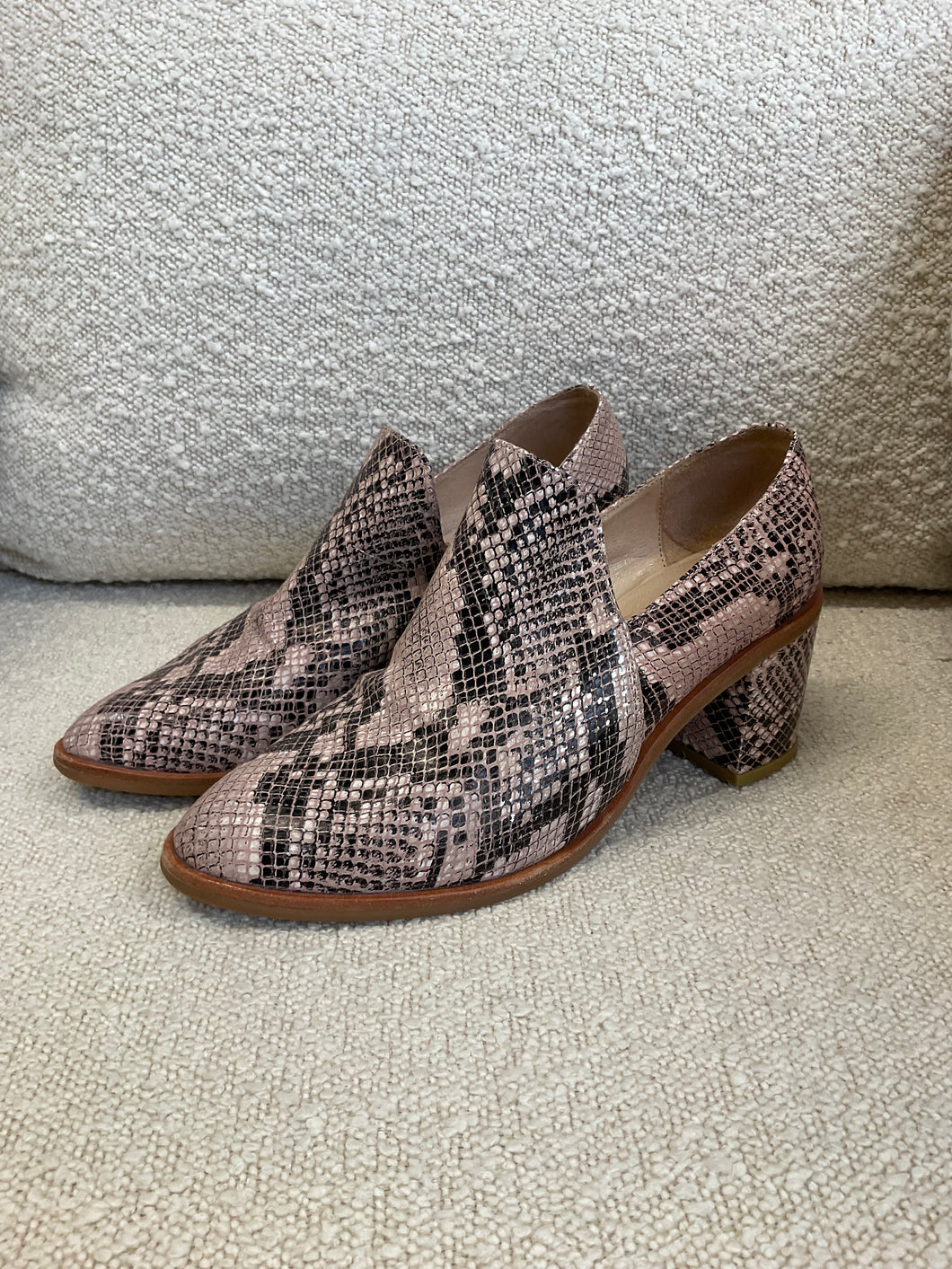 Bresley Shoes
