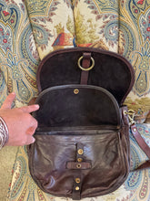 Load image into Gallery viewer, Campomaggi Crossbody Bag
