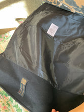 Load image into Gallery viewer, Rich &amp; Royal
