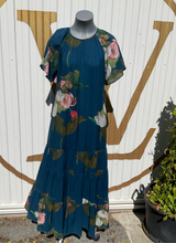 Load image into Gallery viewer, Cristina Beautiful Life Peonia Blue Dress
