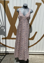 Load image into Gallery viewer, Juliette Hogan Di Dress
