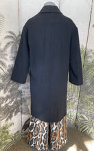 Load image into Gallery viewer, Rich &amp; Royal
