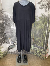 Load image into Gallery viewer, Nom D
