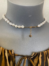 Load image into Gallery viewer, Vania Freshwater Pearls
