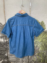 Load image into Gallery viewer, Ivy Ora Shirt
