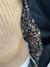 Load image into Gallery viewer, Husk Blazer
