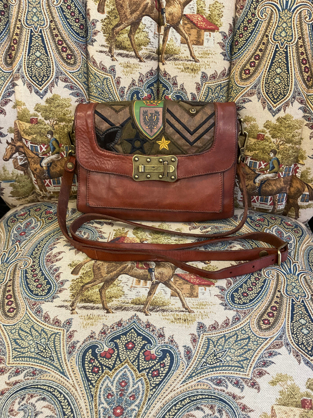 Campomaggi Agnese Crossbody Bag