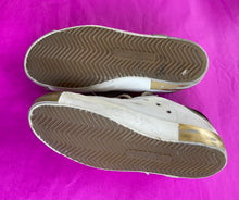 Load image into Gallery viewer, Philippe Model Trainers
