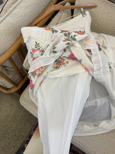 Load image into Gallery viewer, Cristina Beautiful Life Skirt
