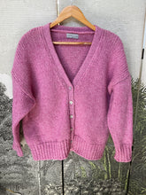 Load image into Gallery viewer, Briarwood
