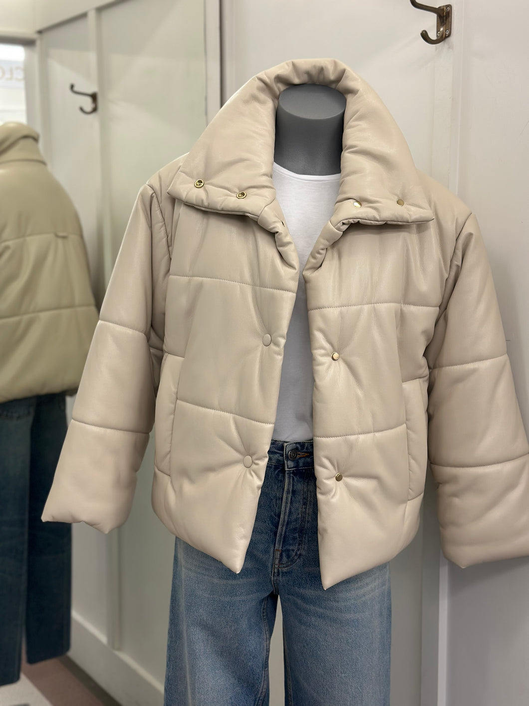 Nannshka leather coat