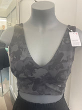 Load image into Gallery viewer, Lululemon Align V-Neck Bra C/D
