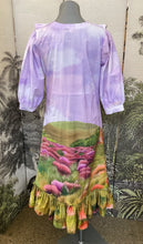 Load image into Gallery viewer, BUTABUTI Dress
