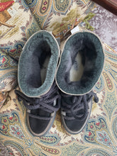 Load image into Gallery viewer, Inuikii Boots
