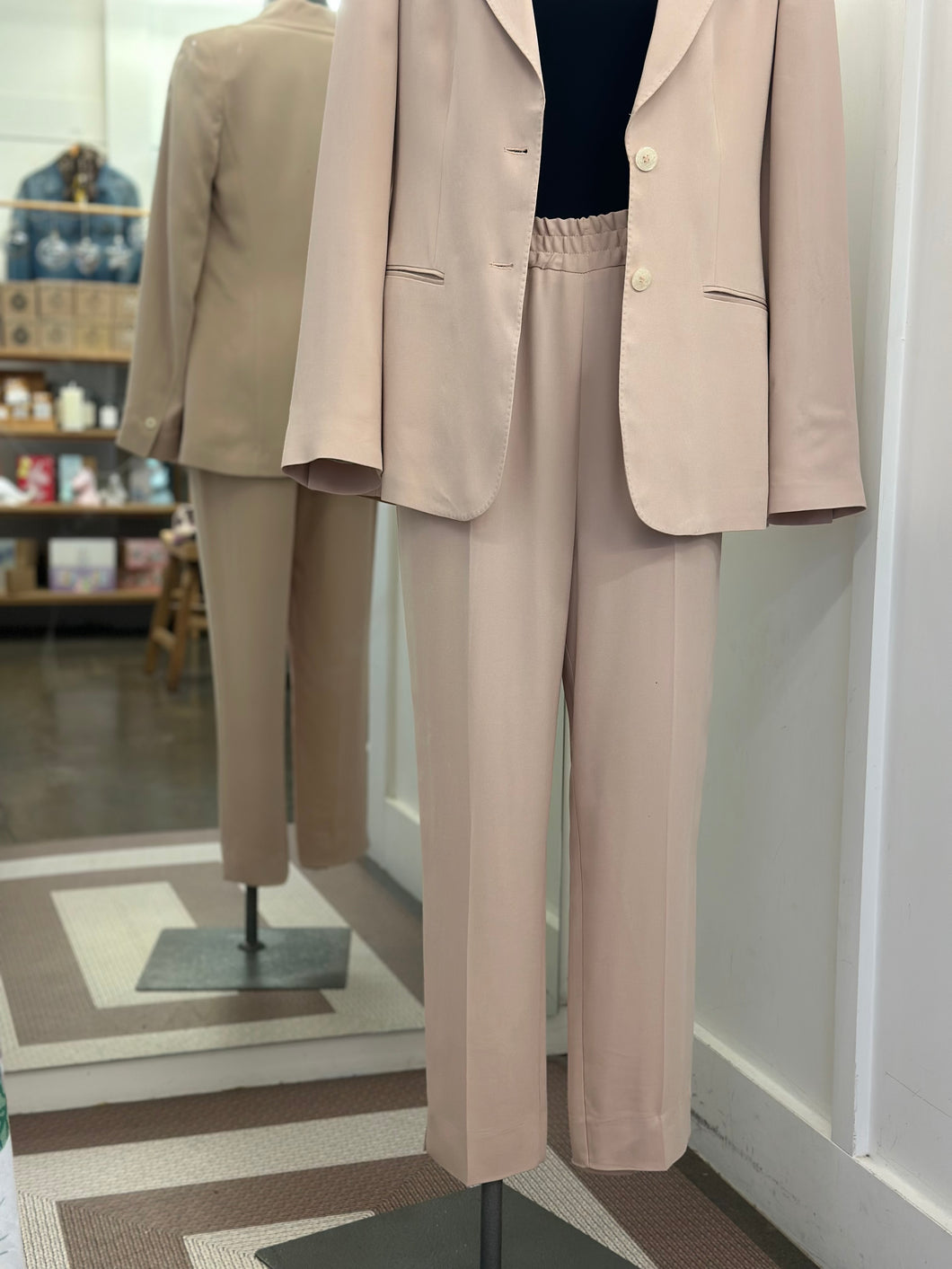 Beatrice Tailored pants