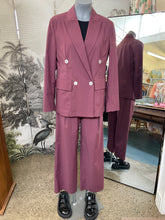 Load image into Gallery viewer, Beatrice Blazer
