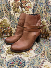 Load image into Gallery viewer, Kathryn Wilson Boots
