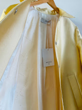 Load image into Gallery viewer, Beatrice Italia Coat
