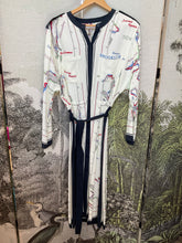 Load image into Gallery viewer, Tommy Hilfiger
