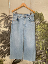 Load image into Gallery viewer, Neuw Denim Skirt
