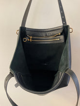 Load image into Gallery viewer, Yu Mei Sarah Tote
