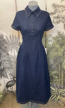 Load image into Gallery viewer, Odd Muse
