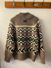 Load image into Gallery viewer, Barbour

