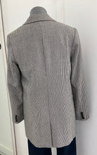 Load image into Gallery viewer, Juliette Hogan wool blazer

