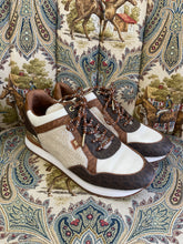 Load image into Gallery viewer, Michael Kors Trainers
