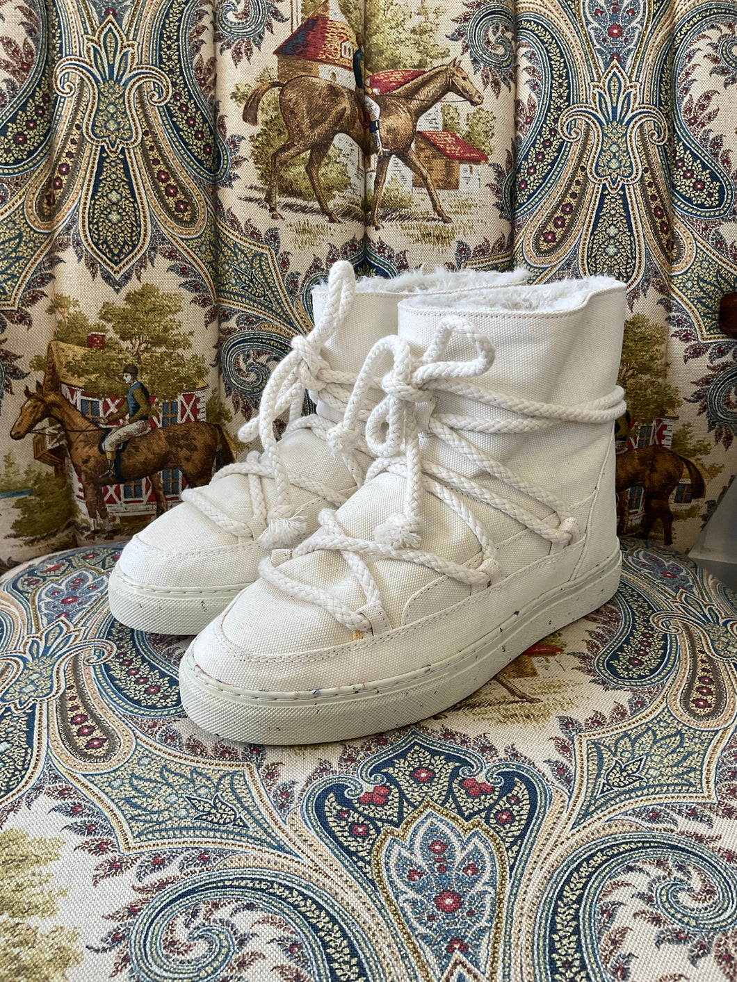 Inuikii Boots