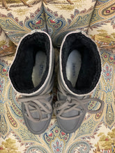 Load image into Gallery viewer, Inuikii Boots
