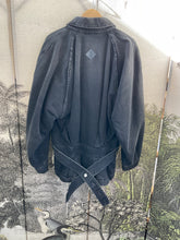 Load image into Gallery viewer, Haikure
