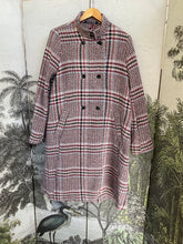 Load image into Gallery viewer, Hannes Roether 3/4 Wool Coat
