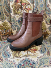 Load image into Gallery viewer, Sol Sana Boots
