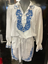 Load image into Gallery viewer, Rich &amp; Royal Shorts
