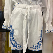 Load image into Gallery viewer, Rich &amp; Royal Shorts
