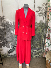 Load image into Gallery viewer, Beatrice Blazer
